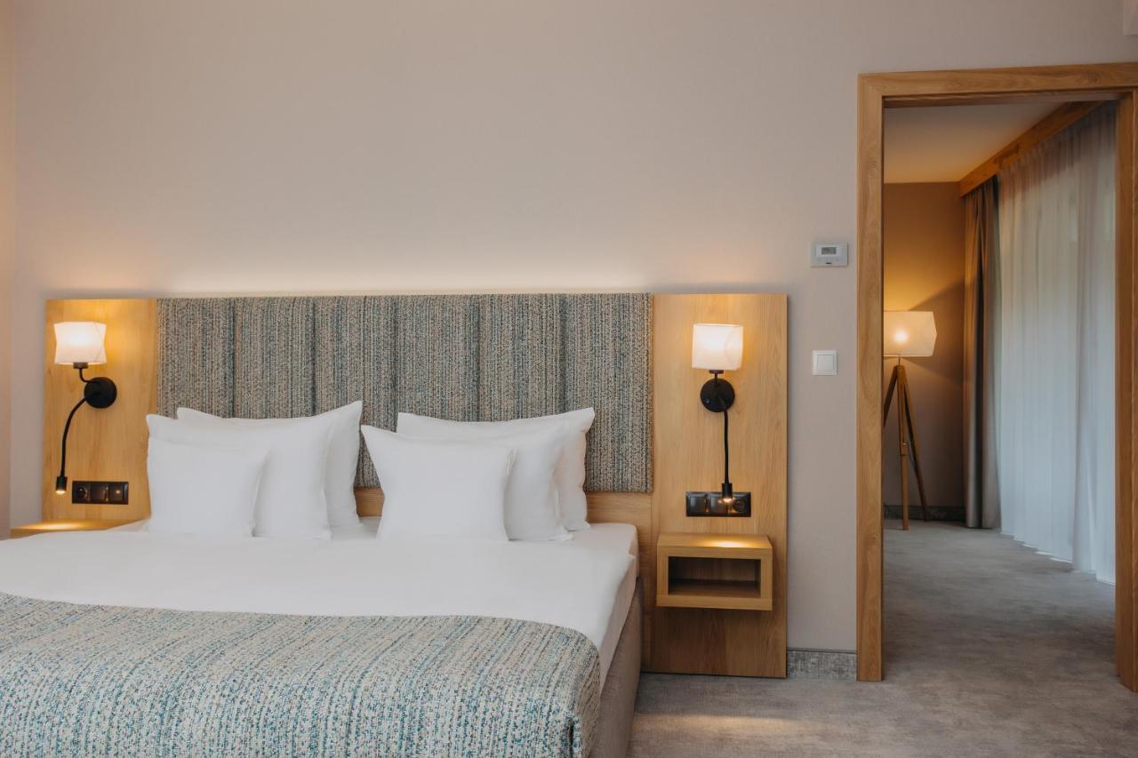 שצ'קלארסקה פוראובה Platinum Mountain Hotel&Spa מראה חיצוני תמונה A bedroom at the hotel