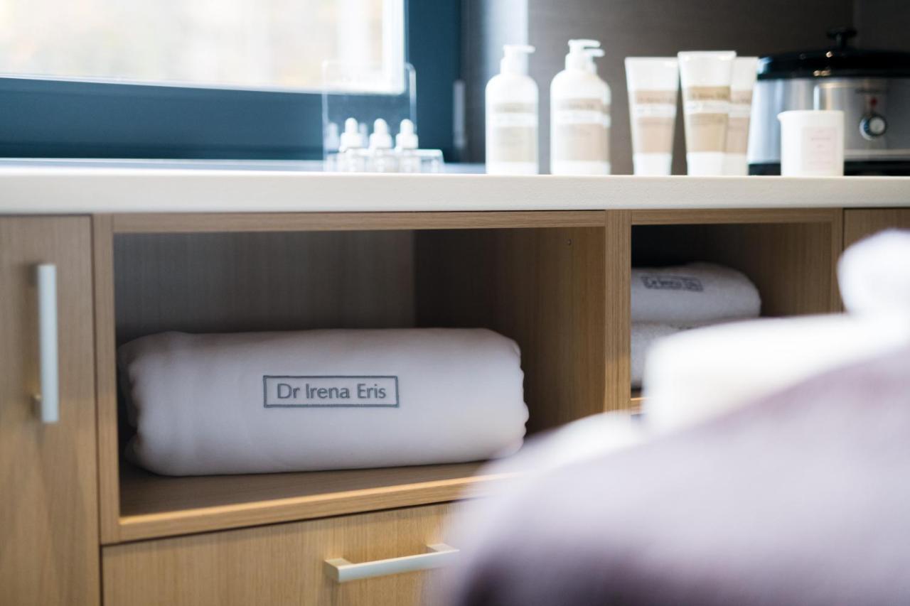 שצ'קלארסקה פוראובה Platinum Mountain Hotel&Spa מראה חיצוני תמונה Dr Irena Eris spa